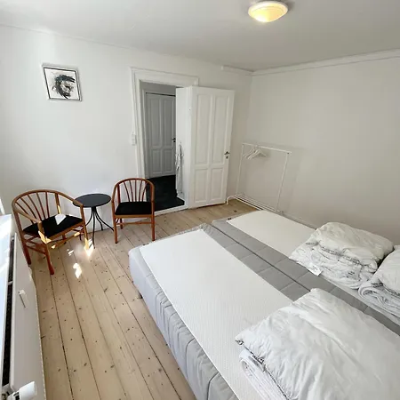 Luxurious 3 Bedroom Near Jomfru Ane Gade *