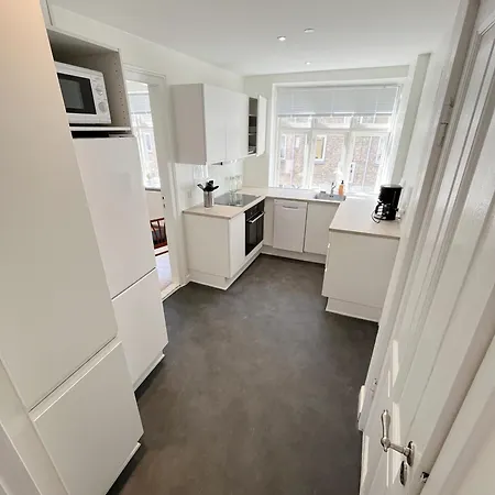 Luxurious 3 Bedroom Near Jomfru Ane Gade Appartement